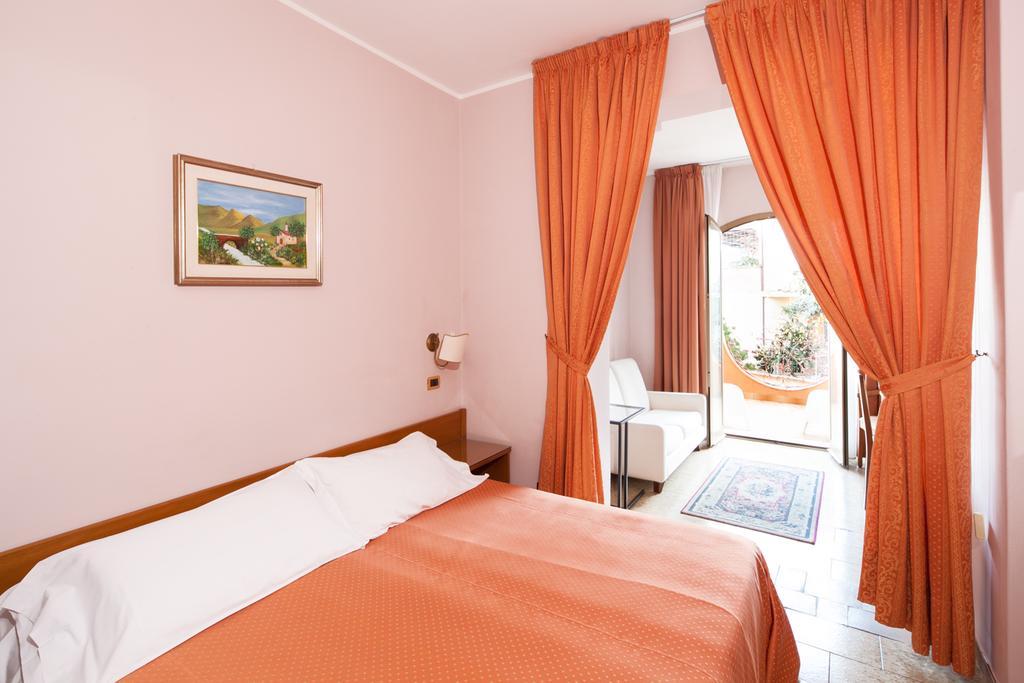 Andromaco Palace Hotel Taormina Ngoại thất bức ảnh